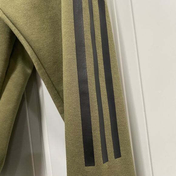 New Adidas hoodie pullover army green S - Picture 5 of 6